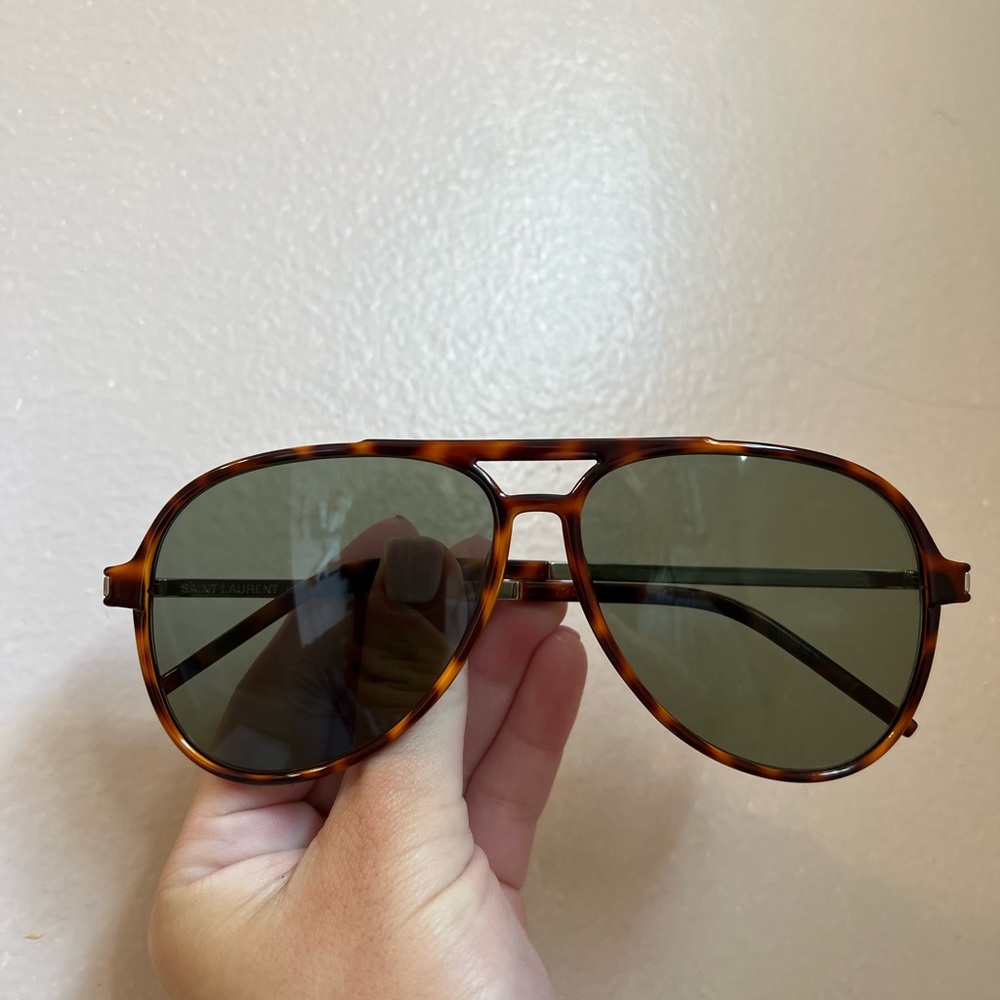 SAINT LAURENT AVIATOR SUNGLASSES